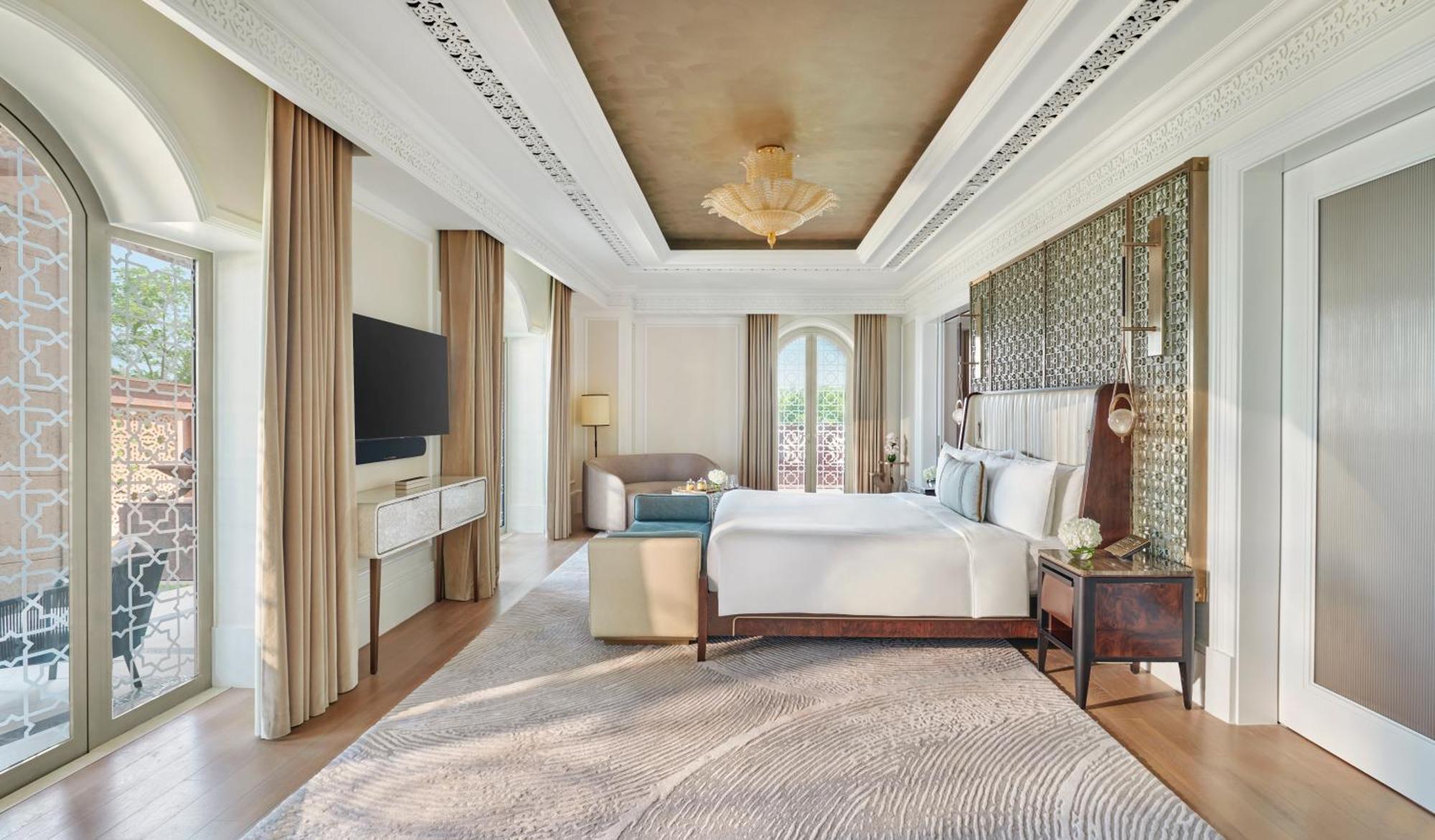 منتجع قصر الإمارات 5*