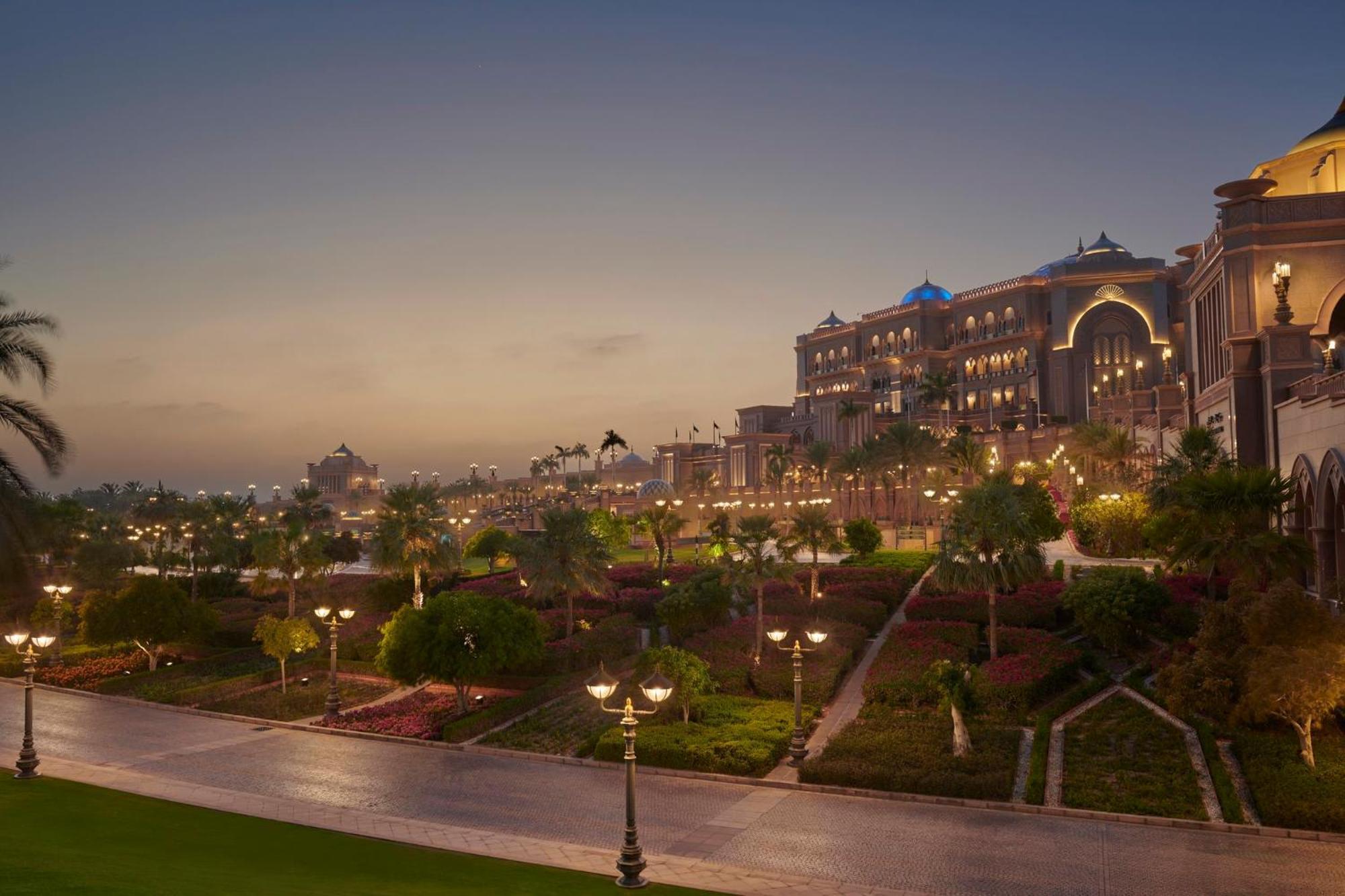 Emirates Palace Mandarin Oriental, Resort 5*