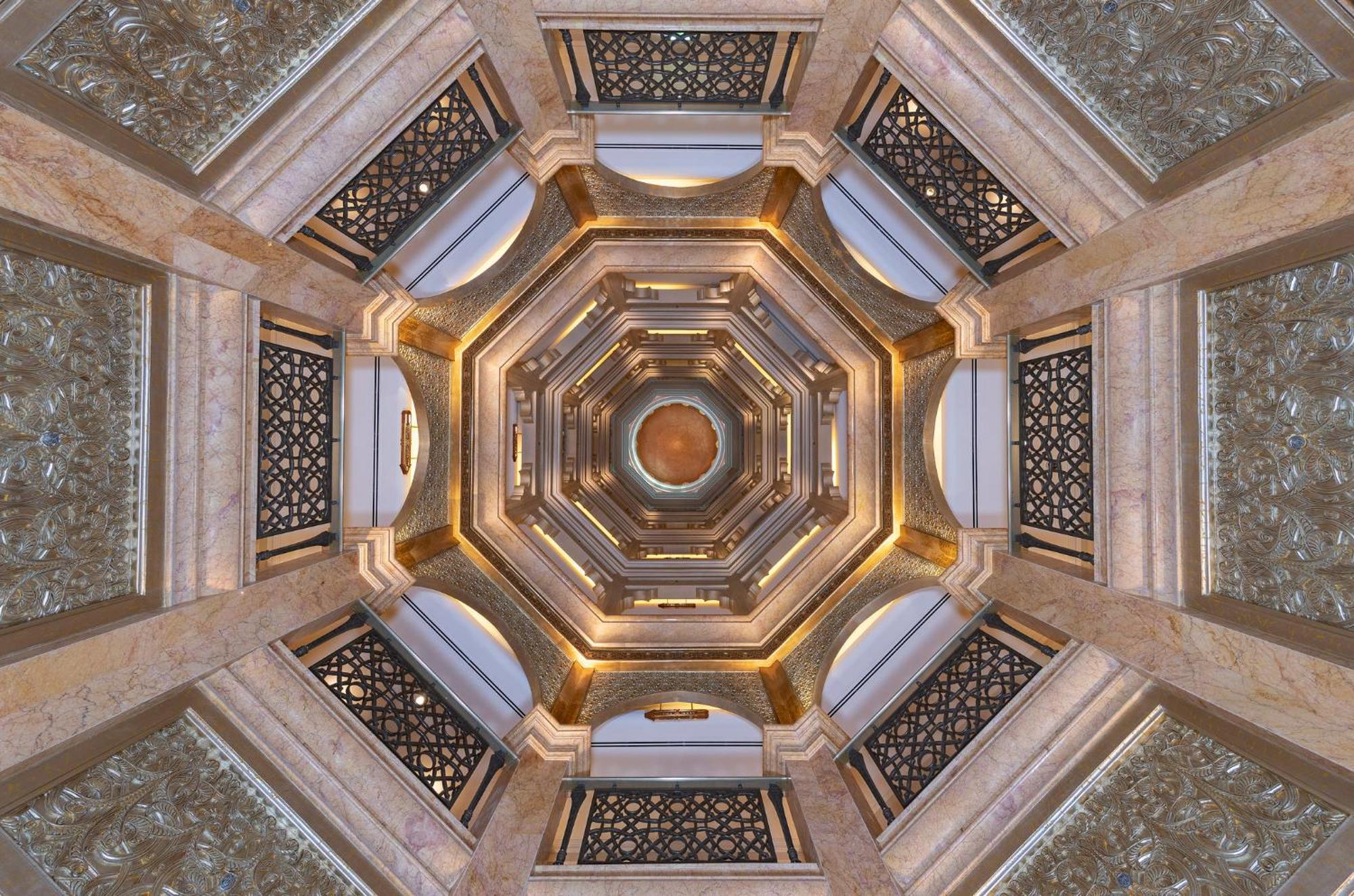 Курортный комплекс Emirates Palace Mandarin Oriental,